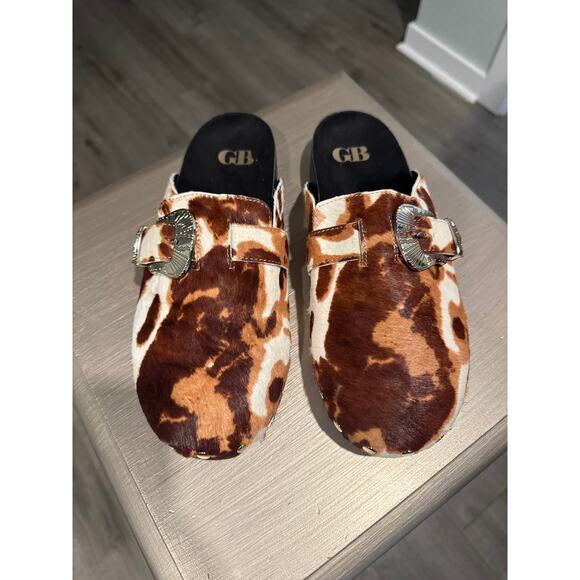 Gianni Bini Slip-On Cow Print Calf Hair Buckle Detail Mule Size 8.5M - Picture 2 of 7